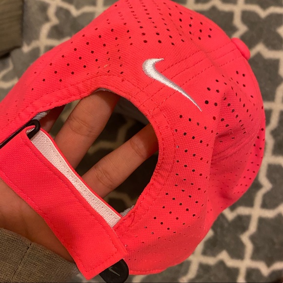 Nike Girls hat - Picture 6 of 6